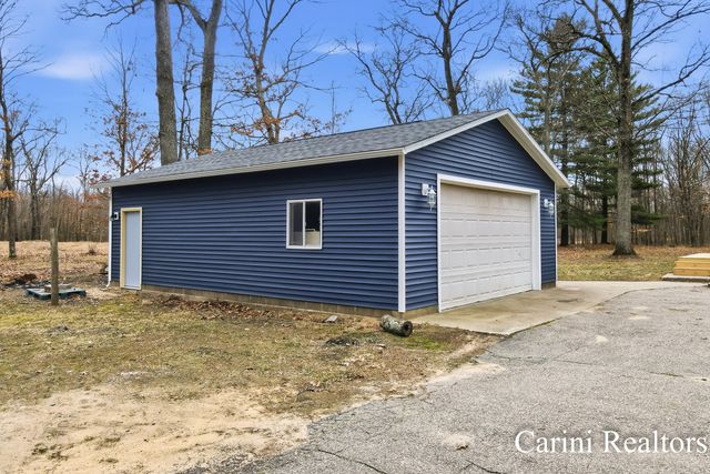 5324 Nadeau Drive, Lee Twp, MI 49450