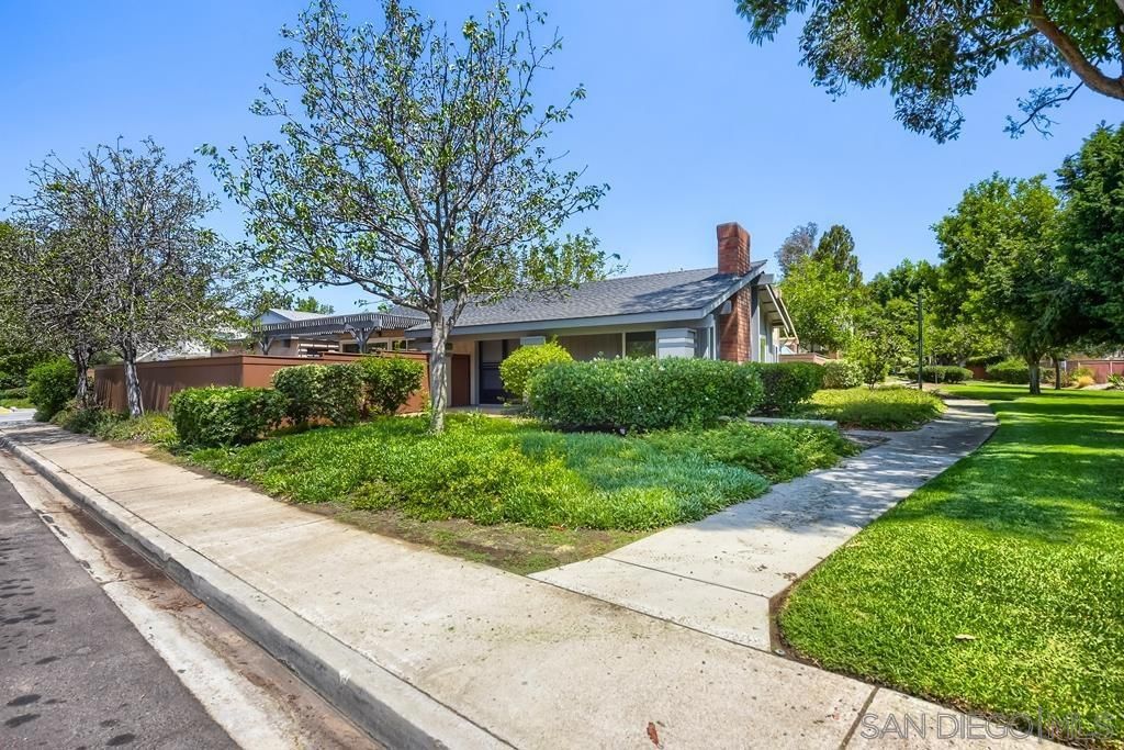10756 Cariuto Court, San Diego, CA 92124 — photo 5