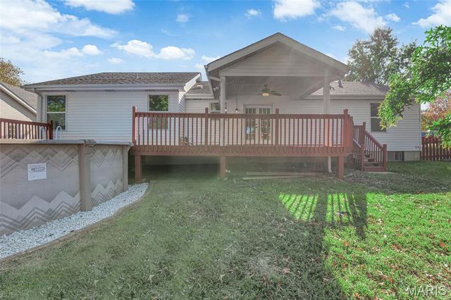 3677 Eagles Hill Ridge, St Charles, MO 63303