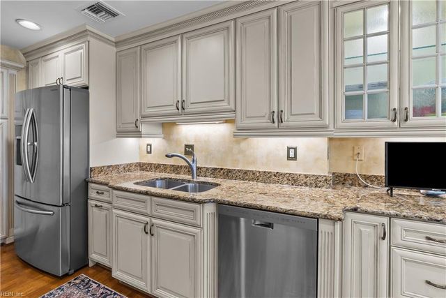 500 Winston Salem Ave Apt 203, Virginia Beach, VA 23451