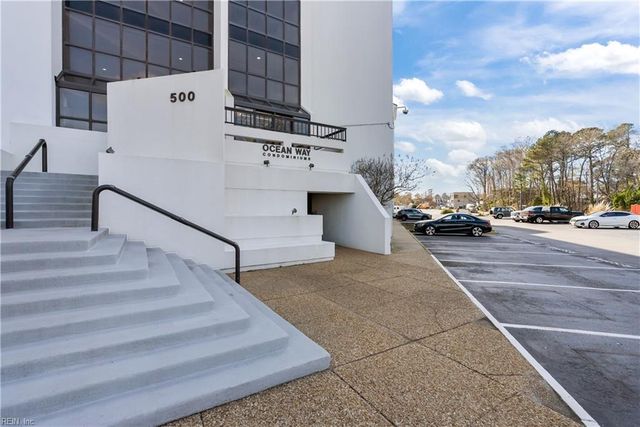 500 Winston Salem Ave Apt 203, Virginia Beach, VA 23451