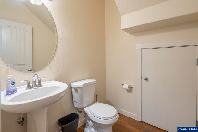 1018 Taurus Lp NE, Keizer, OR 97303