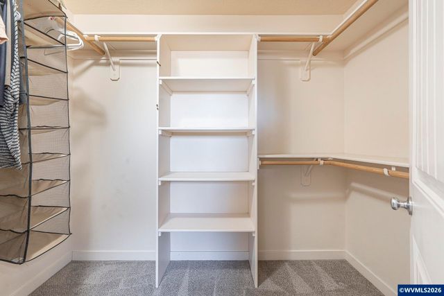 1018 Taurus Lp NE, Keizer, OR 97303