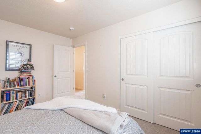 1018 Taurus Lp NE, Keizer, OR 97303