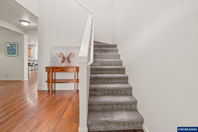 1018 Taurus Lp NE, Keizer, OR 97303