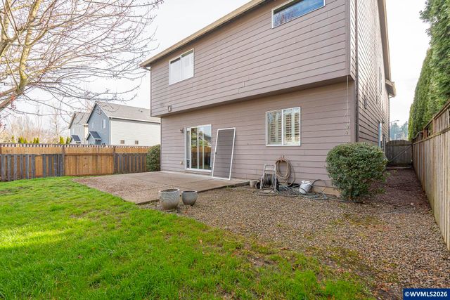 1018 Taurus Lp NE, Keizer, OR 97303