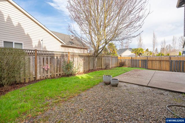 1018 Taurus Lp NE, Keizer, OR 97303