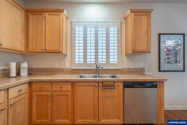 1018 Taurus Lp NE, Keizer, OR 97303