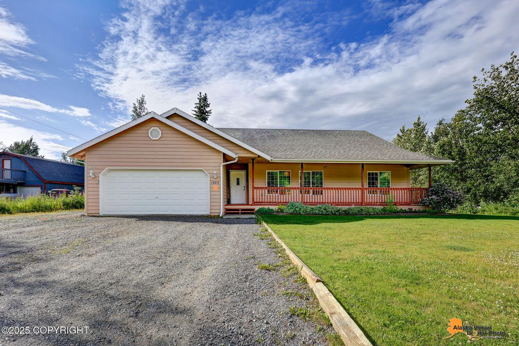1985 E Caribou Loop, Wasilla, AK 99654