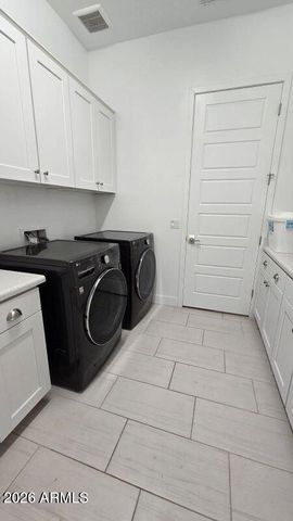 16512 S 8TH Way, Phoenix, AZ 85048