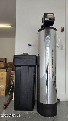 16512 S 8TH Way, Phoenix, AZ 85048