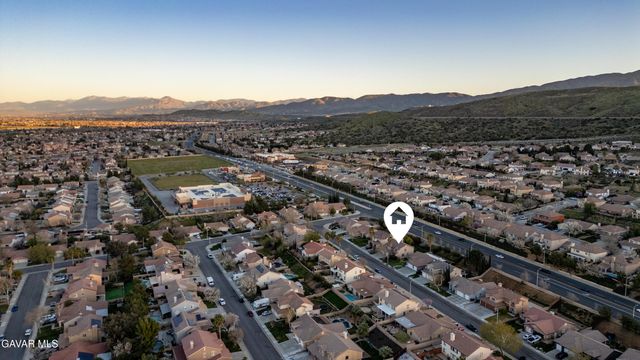 4028 Portola Drive, Palmdale, CA 93551