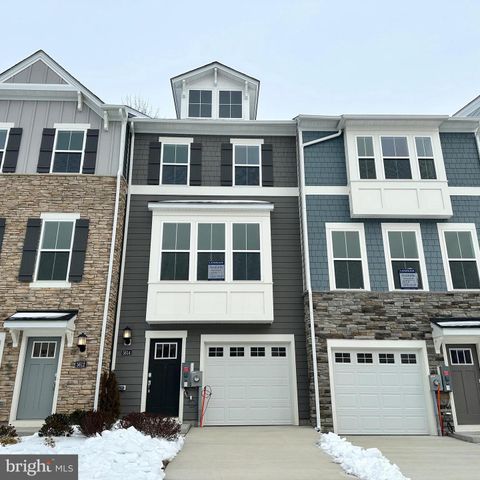 5557 MARKSBURG PL PL, White Plains, MD 20695