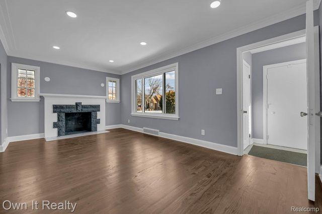 16591 Asbury Park, Detroit, MI 48235