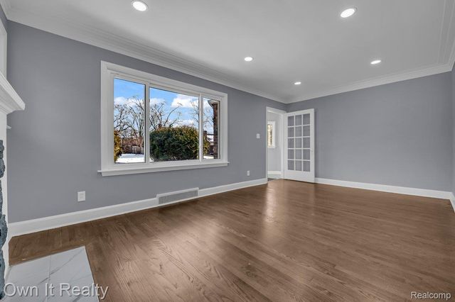 16591 Asbury Park, Detroit, MI 48235