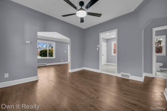 16591 Asbury Park, Detroit, MI 48235