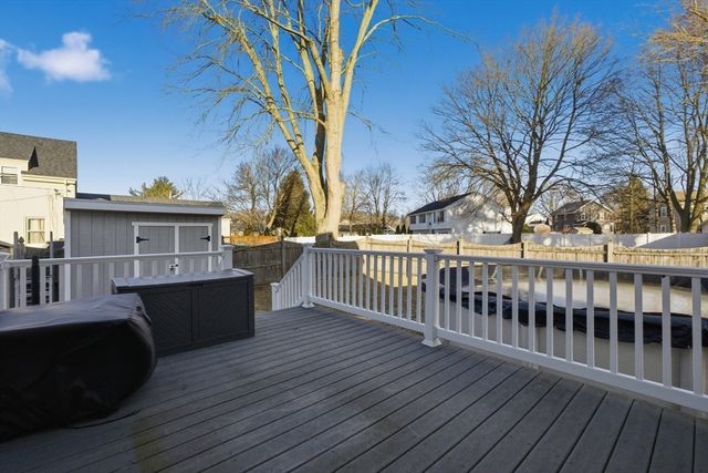 45 Lowell St, Woburn, MA 01801