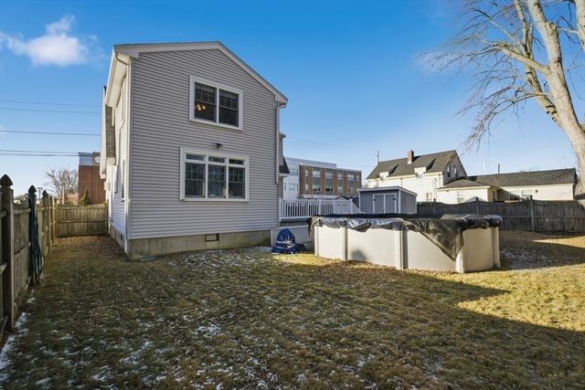 45 Lowell St, Woburn, MA 01801