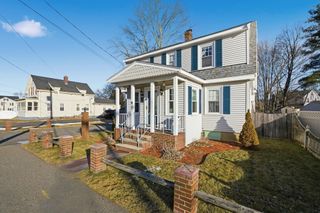 45 Lowell St, Woburn, MA 01801