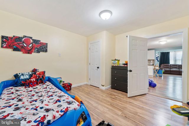 640 E PRESTON AVE, Somerdale, NJ 08083