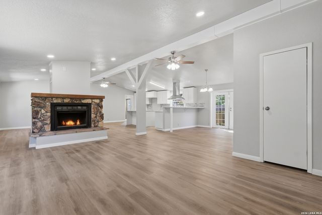 507 Forest Hill St, Canyon Lake, TX 78133