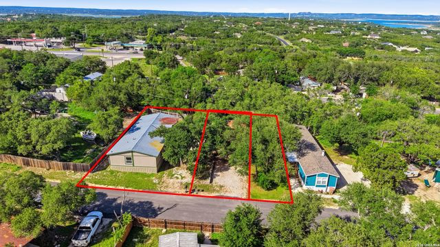 507 Forest Hill St, Canyon Lake, TX 78133