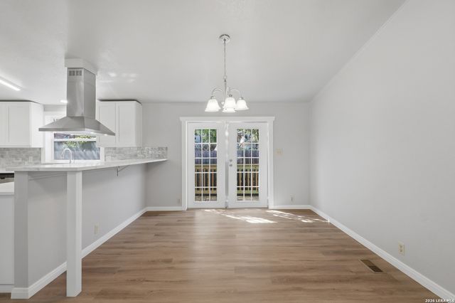 507 Forest Hill St, Canyon Lake, TX 78133