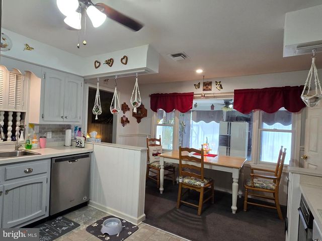 104 CHARLOTTE AVE, Federalsburg, MD 21632