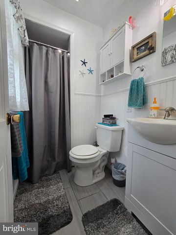 104 CHARLOTTE AVE, Federalsburg, MD 21632