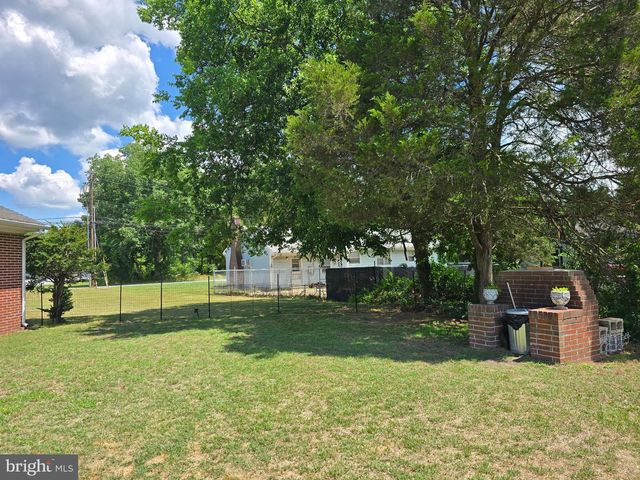 104 CHARLOTTE AVE, Federalsburg, MD 21632