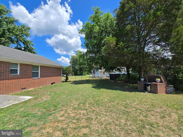 104 CHARLOTTE AVE, Federalsburg, MD 21632
