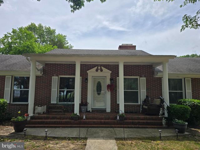 104 CHARLOTTE AVE, Federalsburg, MD 21632