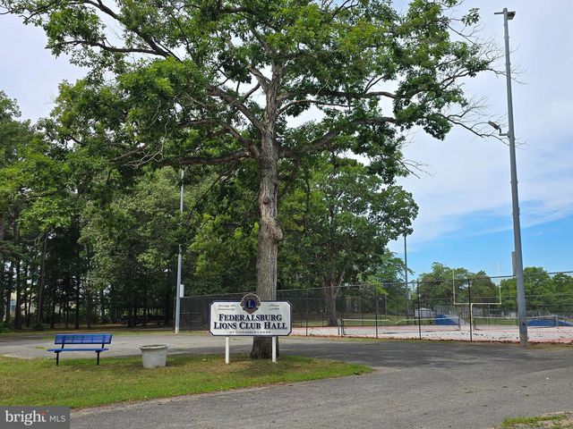 104 CHARLOTTE AVE, Federalsburg, MD 21632