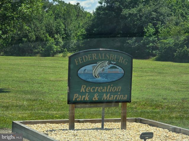 104 CHARLOTTE AVE, Federalsburg, MD 21632