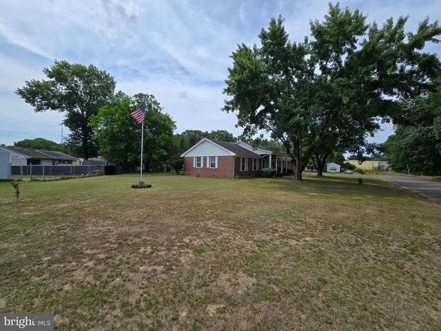 104 CHARLOTTE AVE, Federalsburg, MD 21632