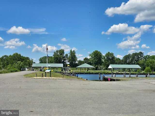 104 CHARLOTTE AVE, Federalsburg, MD 21632