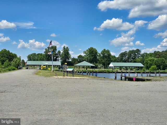 104 CHARLOTTE AVE, Federalsburg, MD 21632