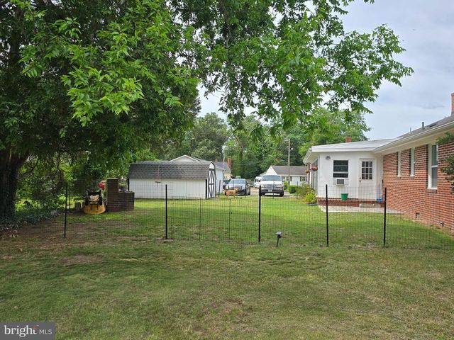 104 CHARLOTTE AVE, Federalsburg, MD 21632