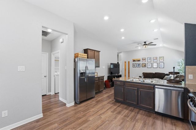 16119 Barge Way, Crosby, TX 77532