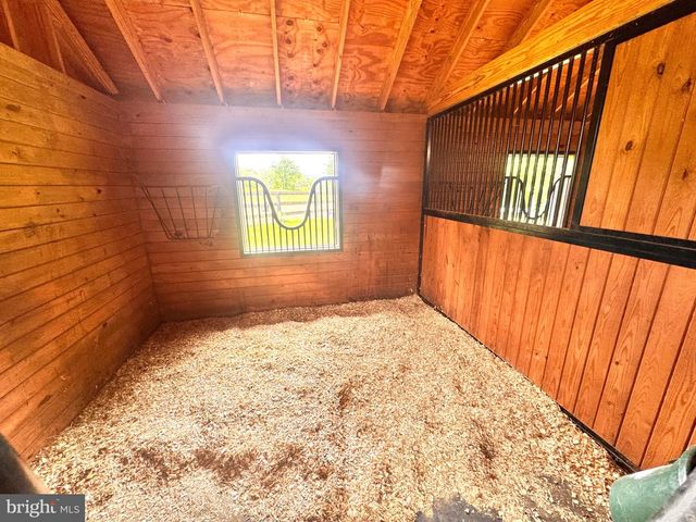 7724 CANNONBALL GATE RD, Warrenton, VA 20186
