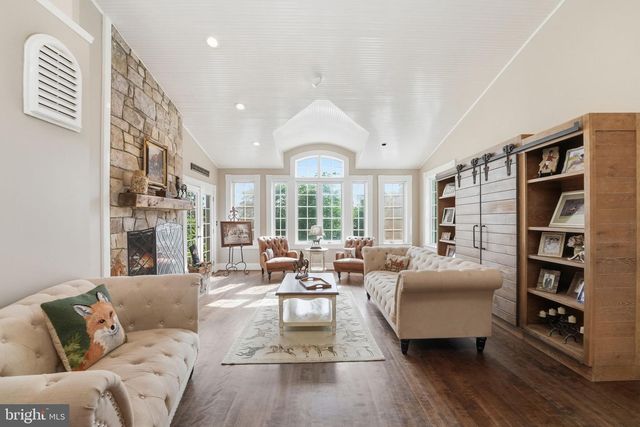 7724 CANNONBALL GATE RD, Warrenton, VA 20186