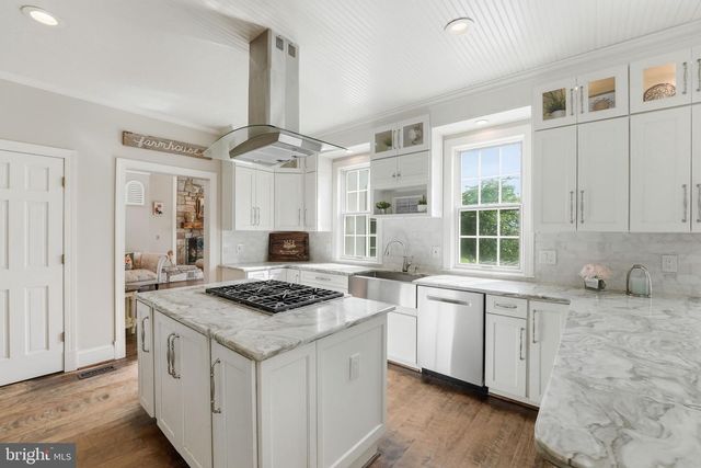 7724 CANNONBALL GATE RD, Warrenton, VA 20186