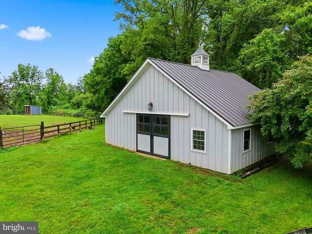 7724 CANNONBALL GATE RD, Warrenton, VA 20186