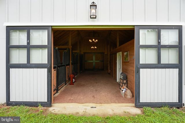 7724 CANNONBALL GATE RD, Warrenton, VA 20186