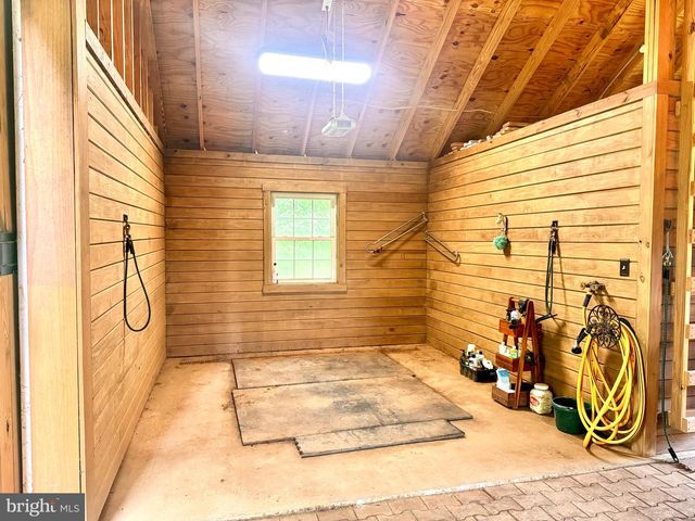 7724 CANNONBALL GATE RD, Warrenton, VA 20186