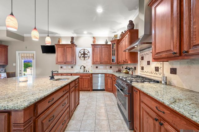 24149 Ferry Landing Dr, Denham Springs, LA 70726