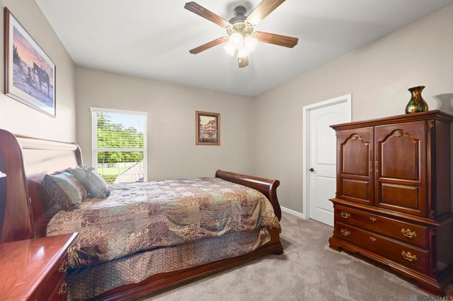24149 Ferry Landing Dr, Denham Springs, LA 70726