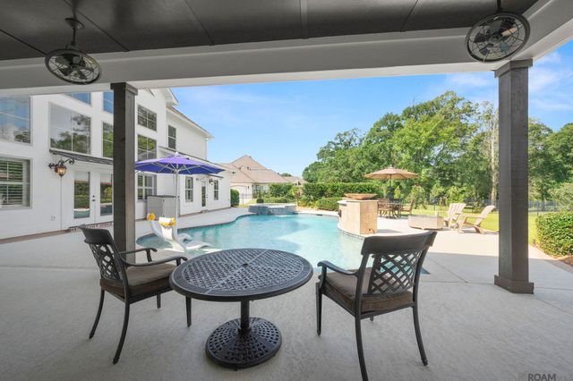 24149 Ferry Landing Dr, Denham Springs, LA 70726