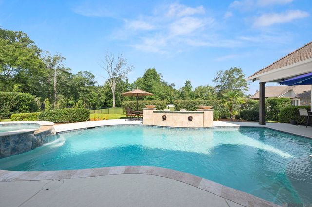 24149 Ferry Landing Dr, Denham Springs, LA 70726