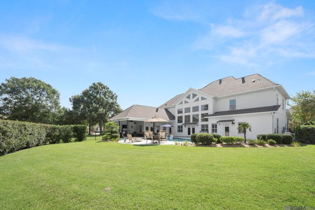24149 Ferry Landing Dr, Denham Springs, LA 70726